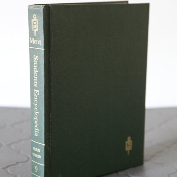 Merit Student Encyclopaedia Vol 9. - Picture 2 of 3